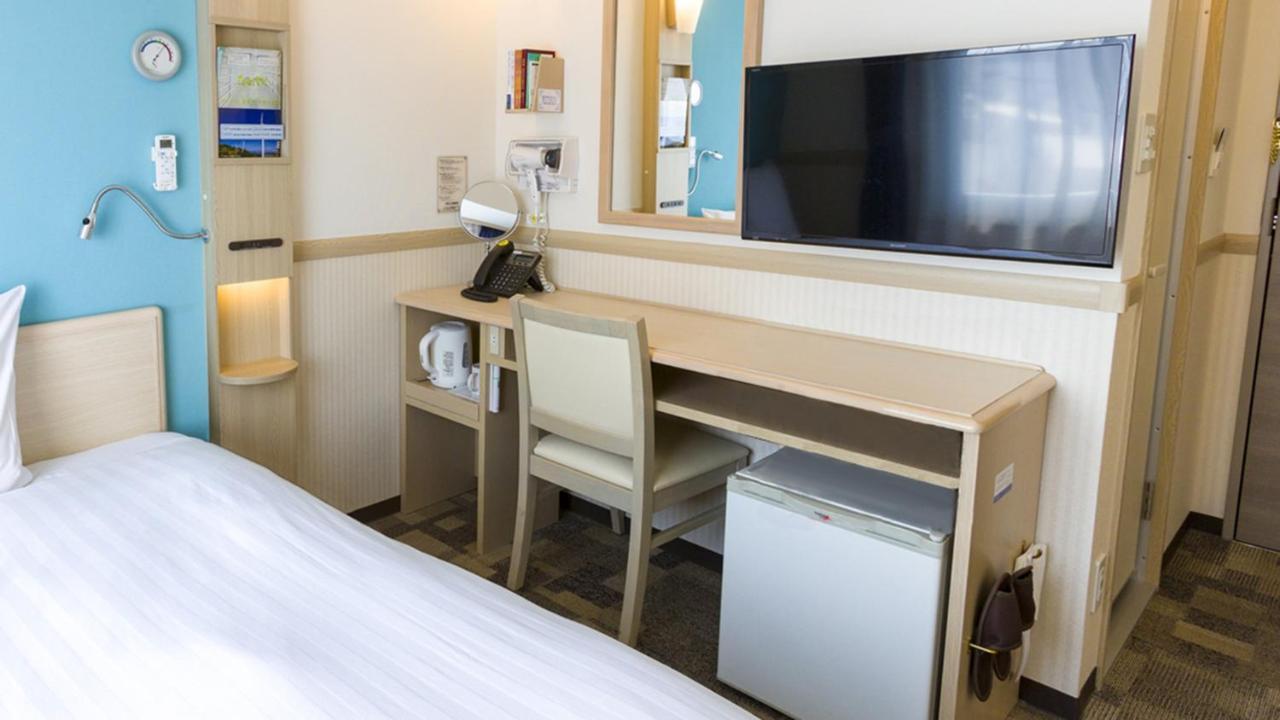 Toyoko Inn Tokyo Akishima-Eki Minami-Guchi Exterior photo